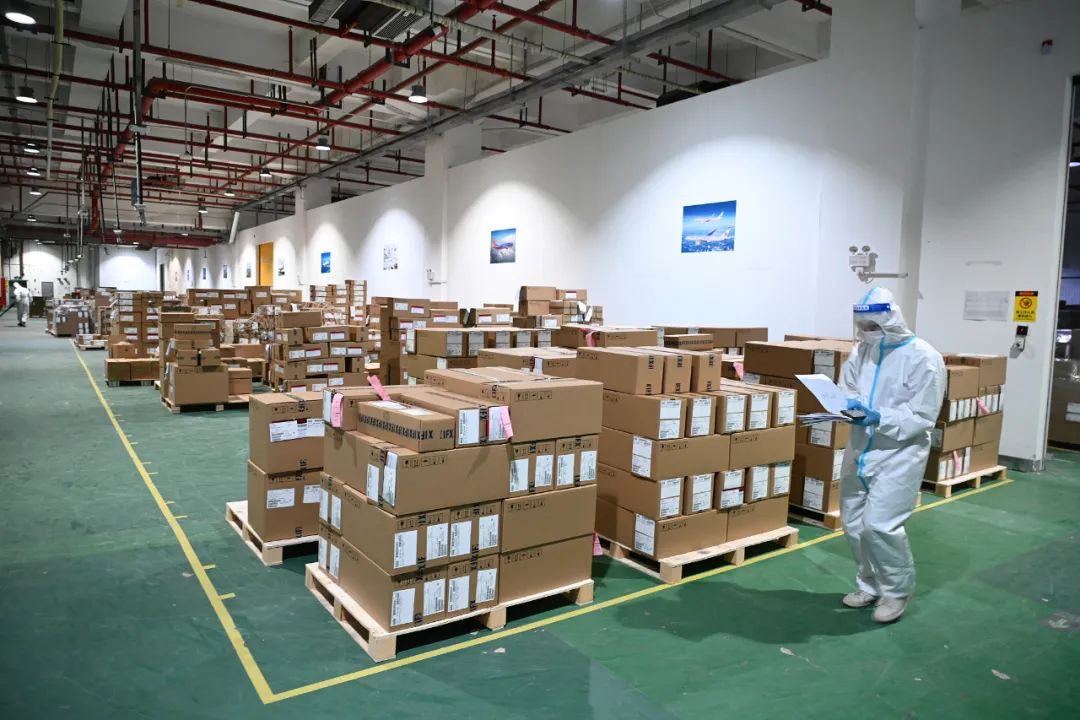 刚刚！国务院：不准自行出台进口非冷链物品加严管控措施，不得层层加码